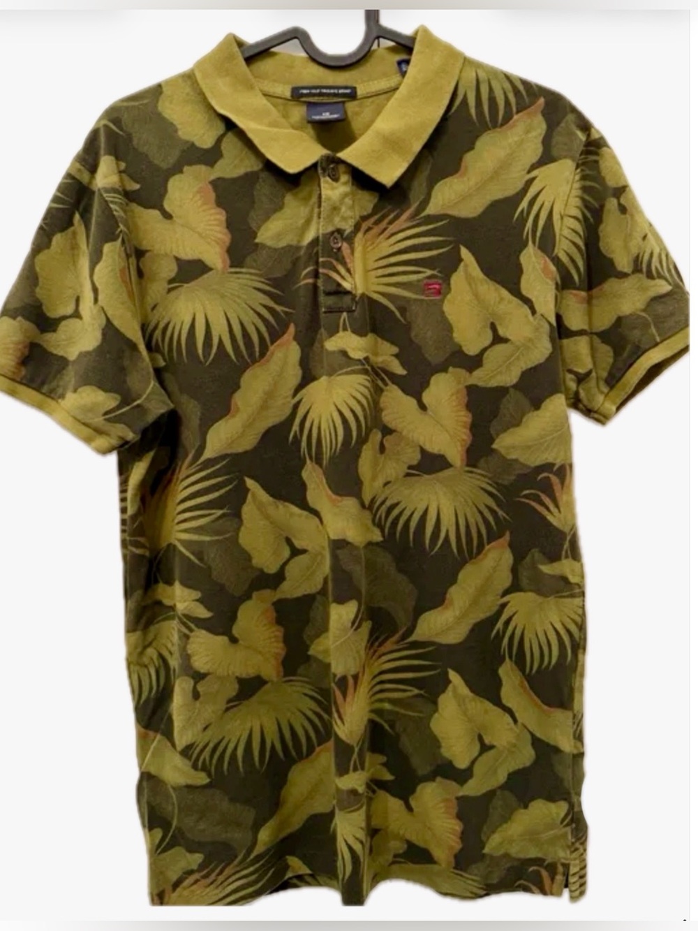 Scotch &Soda  With Various Shades of Green - Tropical-Pattern Polo Shirt.